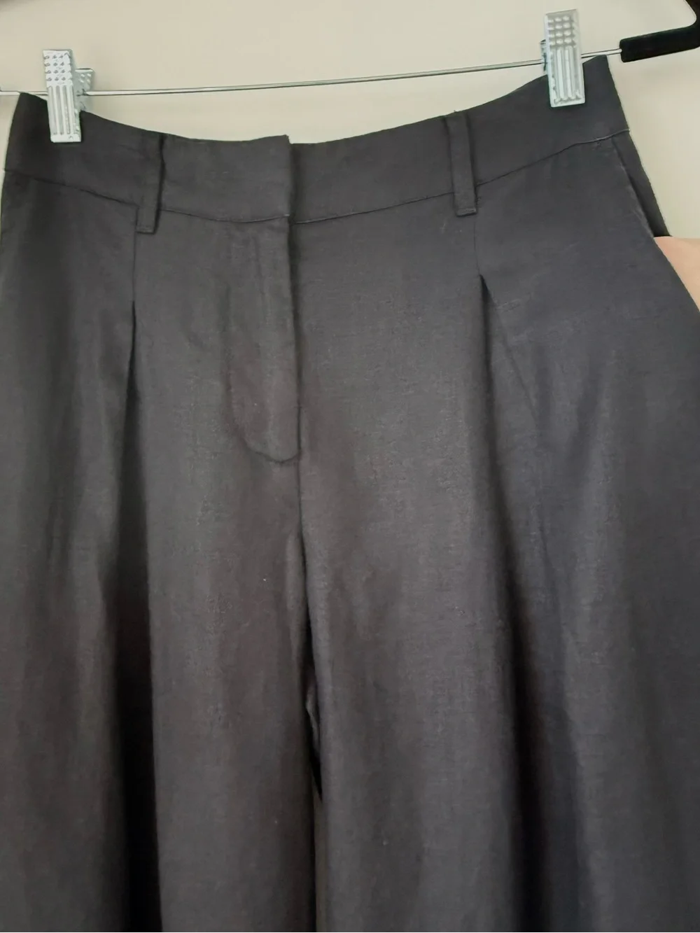 NWOT Reformation Asher Trousers 100% Linen Wide Leg w/Pockets Black Size 2